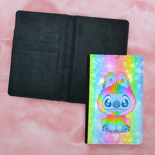 Support Cartes / Passeport - Stitch Bubu Rainbow